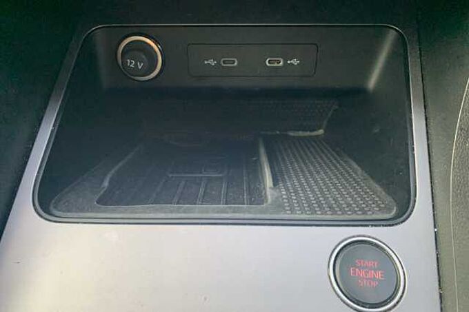 SEAT Ateca 1.5 TSI EVO FR Sport 5dr